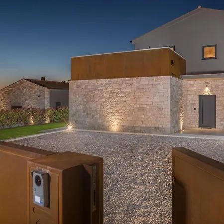 Villa Design Palmeta *