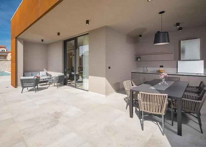 Villa Design Palmeta Bale